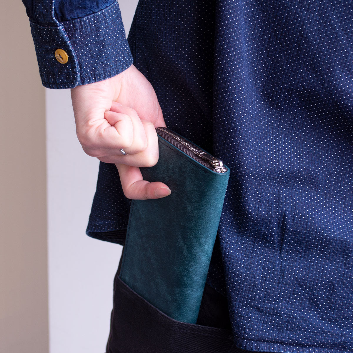 【Pueblo×栃木レザー】 ラウンドファスナー長財布 ※刻印・カスタム不可 / WP455 493 517